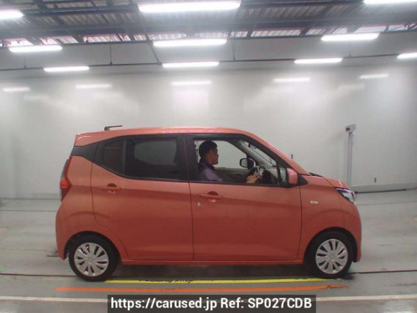 Used 2019 AT mitsubishi ek-wagon B33W Image[2]