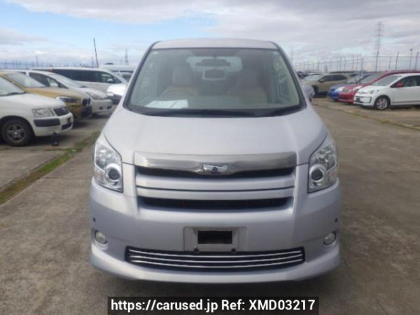 Used 2009 AT toyota noah ZRR70W Image[1]