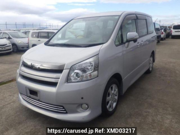 Used 2009 AT toyota noah ZRR70W Image[2]