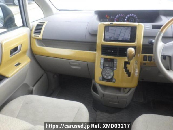 Used 2009 AT toyota noah ZRR70W Image[17]
