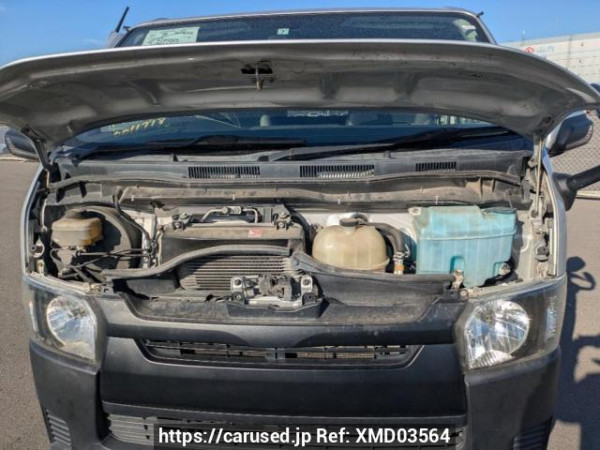 Used 2005 AT toyota hiace-van KDH205V Image[9]