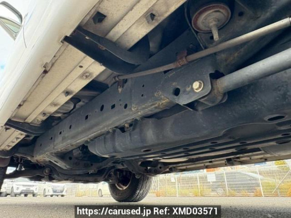 Used 2003 AT toyota hilux-surf RZN210W Image[36]