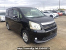 Toyota Noah ZRR70W
