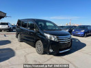 Toyota Noah ZRR80W