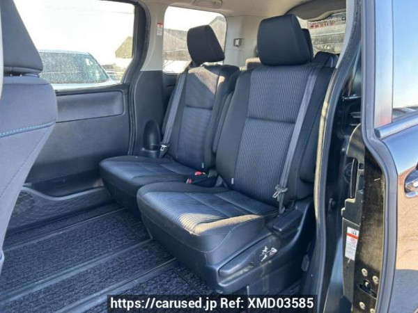 Used 2015 AT toyota noah ZRR80W Image[15]