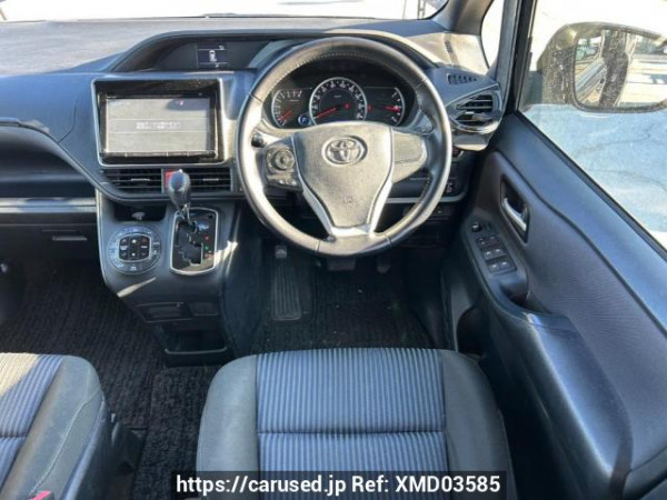 Used 2015 AT toyota noah ZRR80W Image[21]