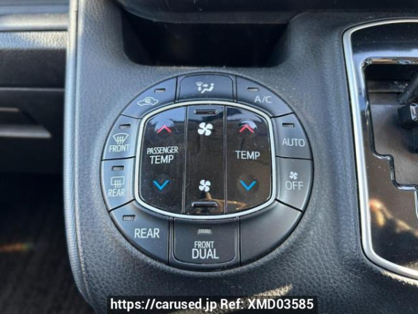 Used 2015 AT toyota noah ZRR80W Image[27]