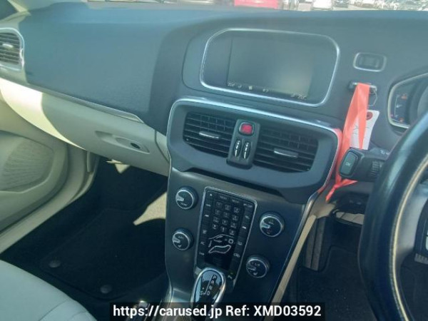 Used 2013 AT volvo v40 MB4164T Image[22]