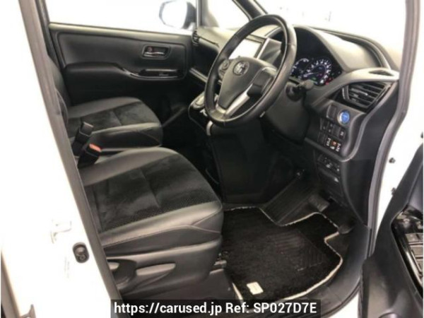 Used 2020 AT toyota voxy ZWR80W Image[2]