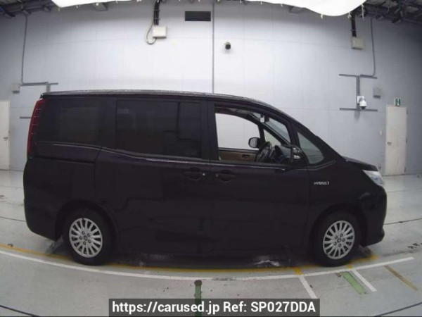 Used 2014 AT toyota noah ZWR80G Image[2]