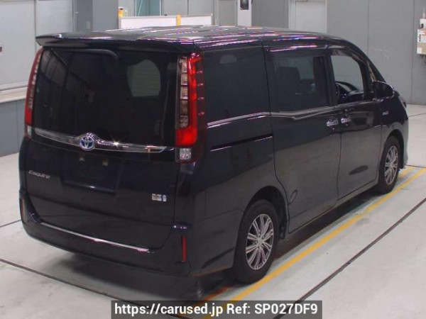 Used 2017 AT toyota esquire ZWR80G Image[1]