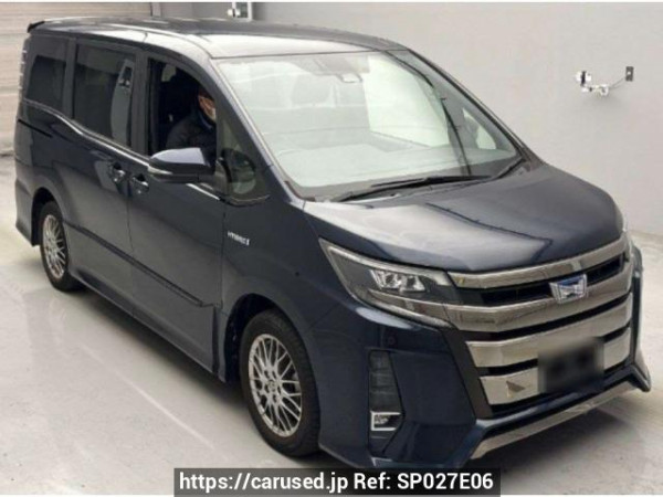 Used 2018 AT toyota noah ZWR80W Image[0]