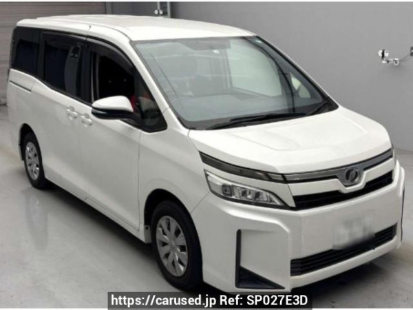Used 2017 AT toyota voxy ZRR80G Image[0]