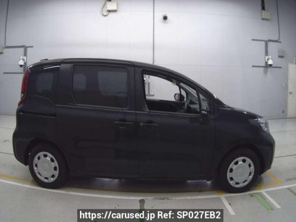 Used 2025 AT toyota sienta MXPL10G Image[2]