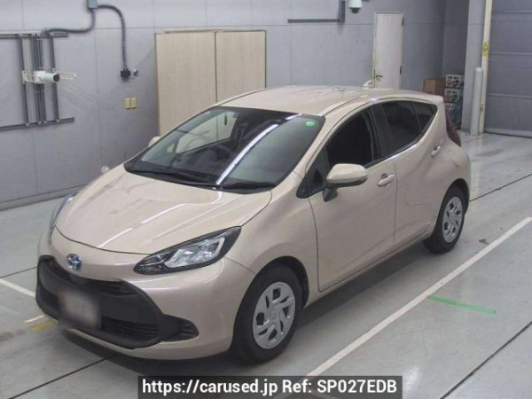 Used 2022 AT toyota aqua MXPK11 Image[0]