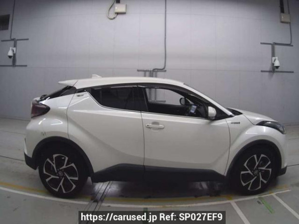 Used 2017 AT toyota c-hr ZYX10 Image[2]