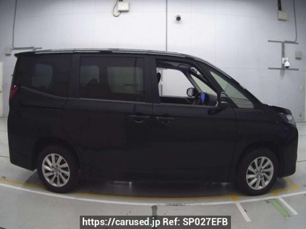 Used 2022 AT toyota noah MZRA95W Image[2]