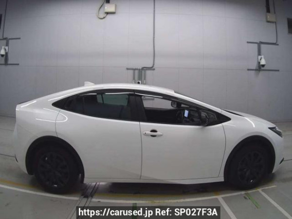 Used 2023 AT toyota prius ZVW60 Image[2]