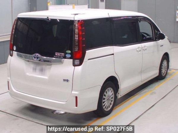 Used 2017 AT toyota noah ZWR80G Image[1]