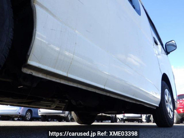 Used 2005 MT toyota hiace-van KDH200V Image[34]