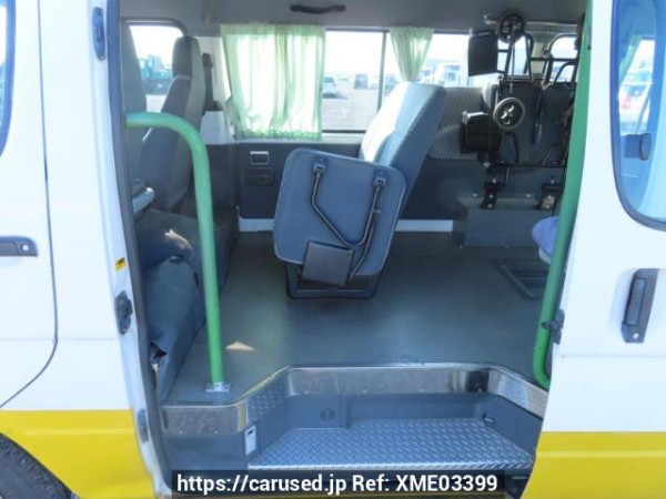 Used 2004 AT toyota hiace-commuter TRH124B Image[19]