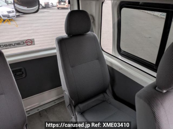 Used 2006 AT toyota hiace-wagon TRH214W Image[18]