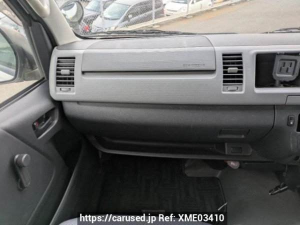 Used 2006 AT toyota hiace-wagon TRH214W Image[21]