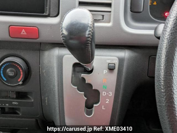Used 2006 AT toyota hiace-wagon TRH214W Image[28]