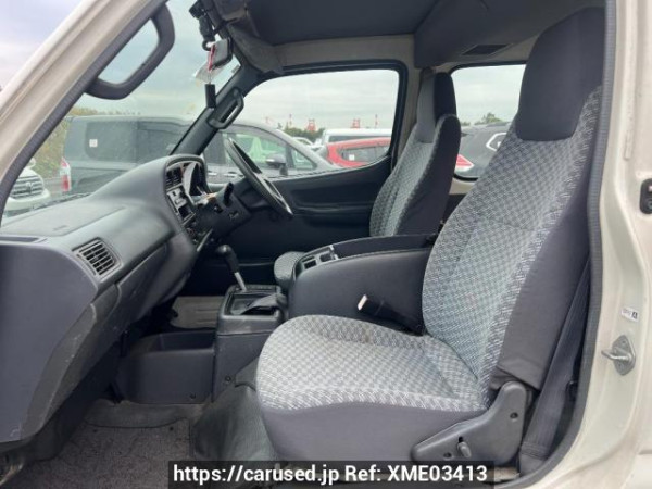 Used 2001 AT toyota hiace-wagon RZH111G Image[13]