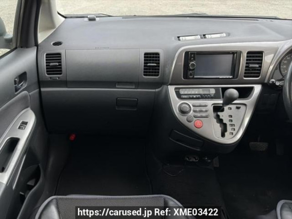 Used 2003 AT toyota wish ZNE10G Image[16]