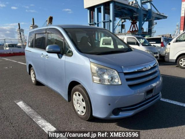 Used 2008 AT toyota noah ZRR70G Image[0]