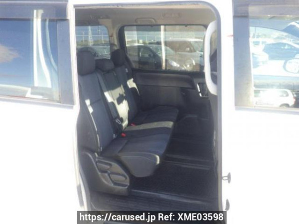 Used 2015 AT toyota noah ZRR80W Image[13]