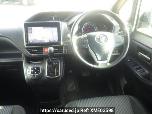 Used 2015 AT toyota noah ZRR80W Image[18]