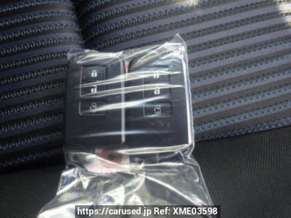 Used 2015 AT toyota noah ZRR80W Image[37]