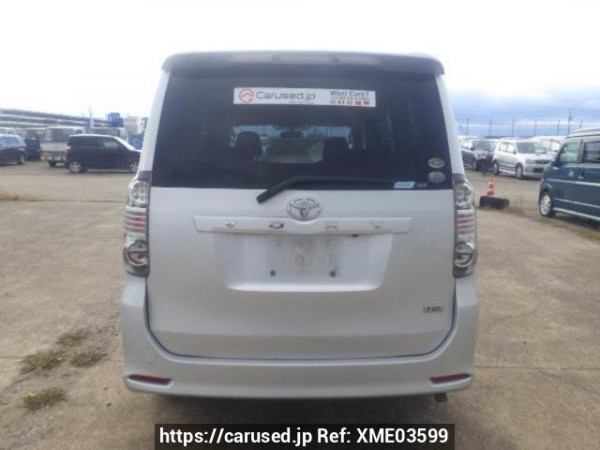 Used 2007 AT toyota voxy ZRR70W Image[5]