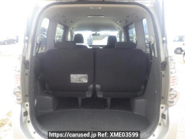 Used 2007 AT toyota voxy ZRR70W Image[8]