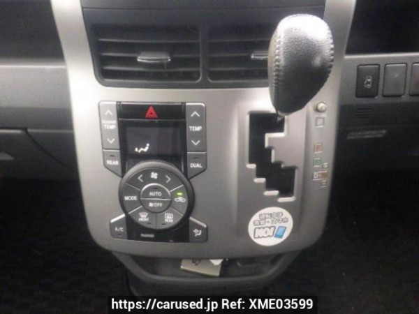 Used 2007 AT toyota voxy ZRR70W Image[22]