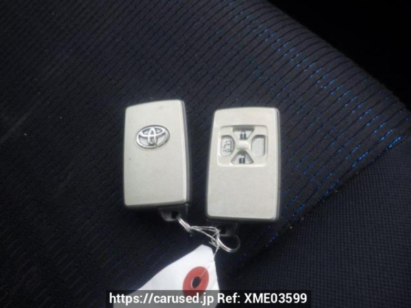 Used 2007 AT toyota voxy ZRR70W Image[38]