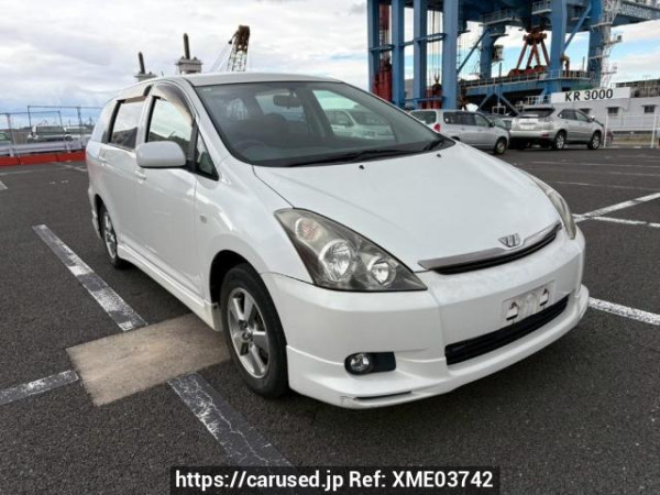 Used 2005 AT toyota wish ZNE10G Image[0]