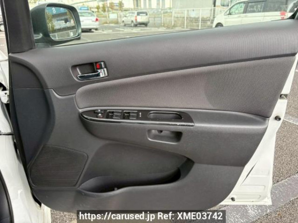 Used 2005 AT toyota wish ZNE10G Image[18]