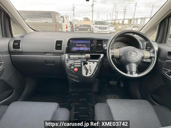 Used 2005 AT toyota wish ZNE10G Image[19]