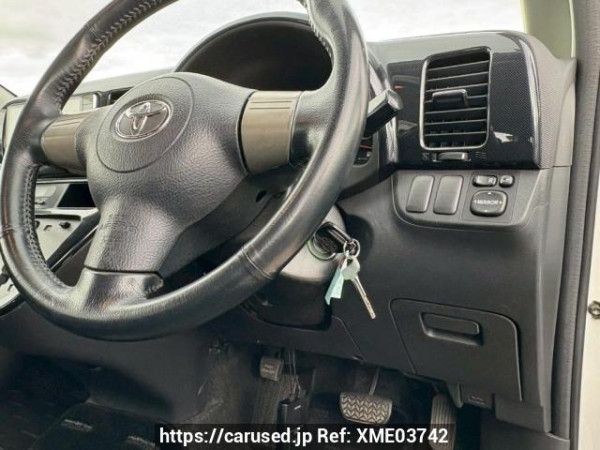 Used 2005 AT toyota wish ZNE10G Image[23]
