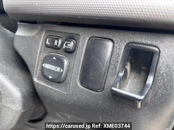 Used 2005 AT toyota regiusace-van KDH200V Image[27]