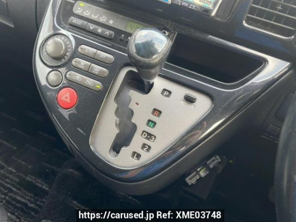 Used 2004 AT toyota wish ZNE10G Image[22]