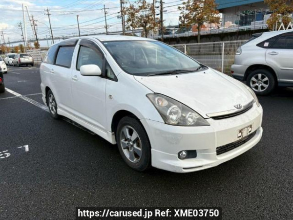 Used 2005 AT toyota wish ZNE10G Image[0]