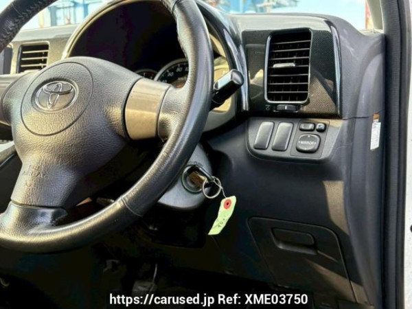 Used 2005 AT toyota wish ZNE10G Image[28]