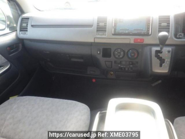 Used 2006 AT toyota regiusace-van KDH205V Image[17]