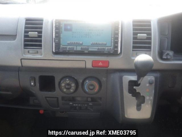 Used 2006 AT toyota regiusace-van KDH205V Image[19]