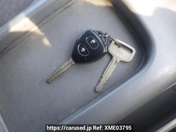 Used 2006 AT toyota regiusace-van KDH205V Image[25]