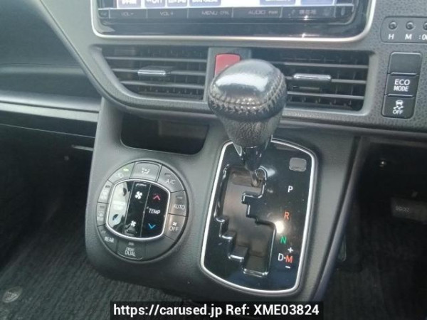 Used 2015 AT toyota noah ZRR80W Image[26]